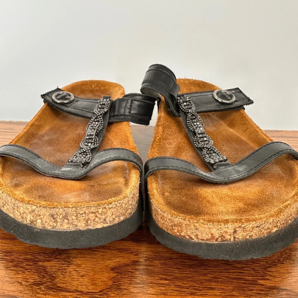 Naot Malibu‎ Sandals Women 38 Rhinestone T-Strap Hook Loop Black Leather Modern